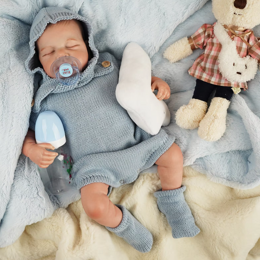 Archie – a szelíd 43 cm-es újjászületett kisfiúbaba