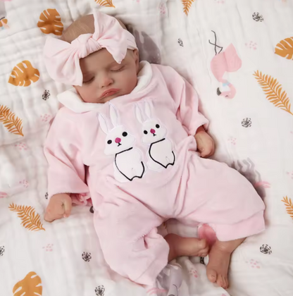 Isabella – 48 cm-es élethű újjászületett kislánybaba 3D bőrrel és festett hajjal