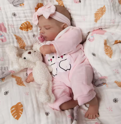 Isabella – 48 cm-es élethű újjászületett kislánybaba 3D bőrrel és festett hajjal