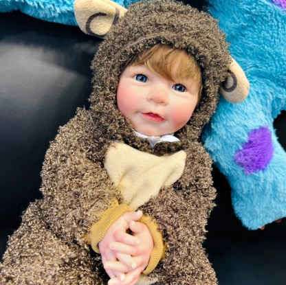 Lisa – az 55 cm-es ölelős bébi újjászületett baba